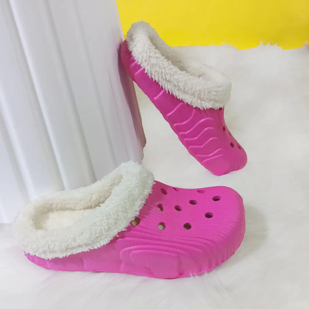 New factory wholesale winter men's and women's cotton slippers non-slip trendy thick-soled indoor and outdoor slip-on home shoes - Image 3