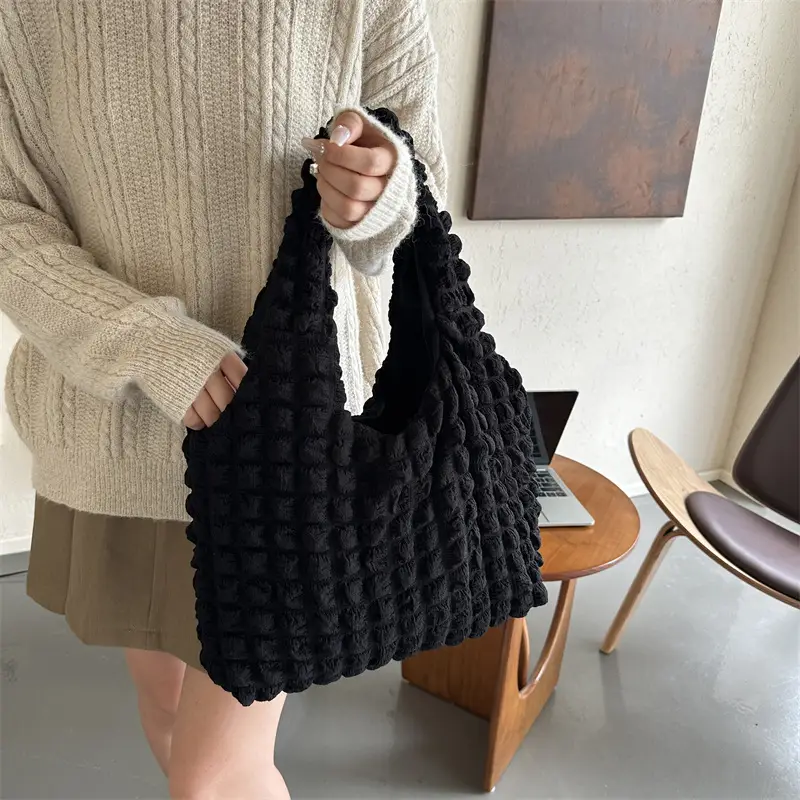 2023 Black Cloud Pleated Shoulder Bag for Women