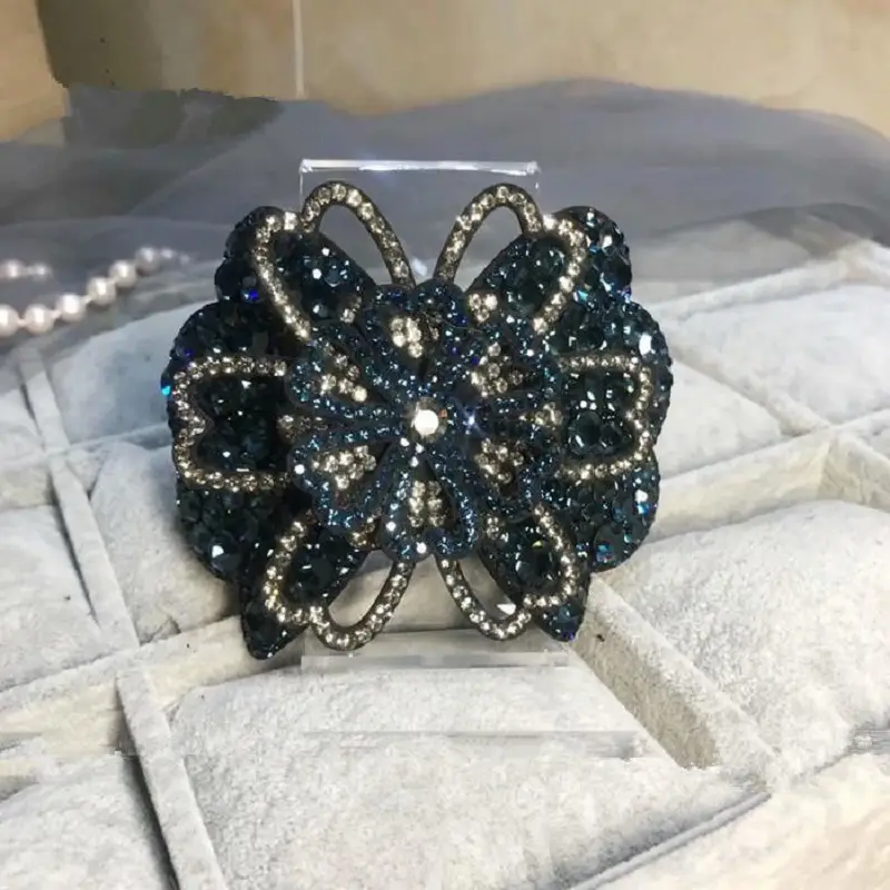 Three-Dimensional Rhinestone Flower Clip for Women - Image 6