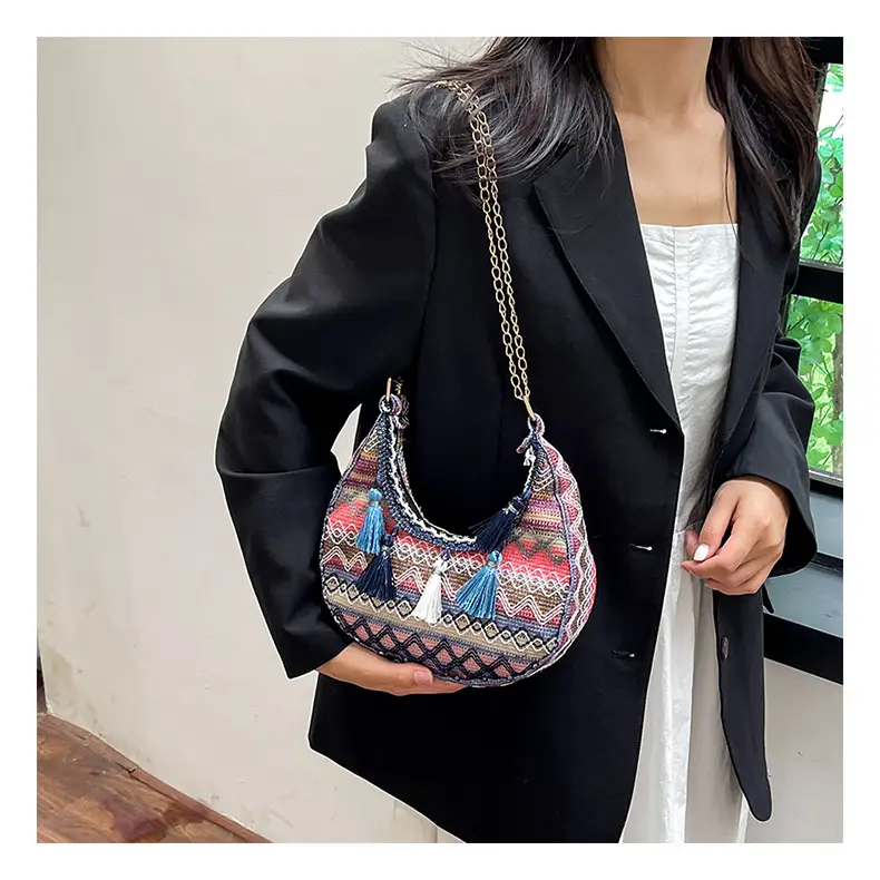 Embroidered Ethnic Style Tassel Bag for Women 2026 New Woven Shoulder Crossbody Bag Fashionable Holiday Style Underarm Bag — feature 15