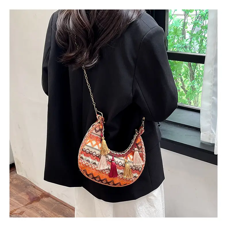 Embroidered Ethnic Style Tassel Bag for Women 2026 New Woven Shoulder Crossbody Bag Fashionable Holiday Style Underarm Bag — feature 20