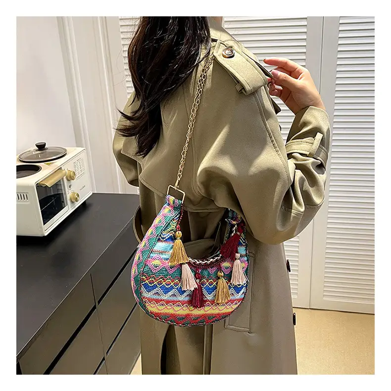 Embroidered Ethnic Style Tassel Bag for Women 2026 New Woven Shoulder Crossbody Bag Fashionable Holiday Style Underarm Bag — feature 26