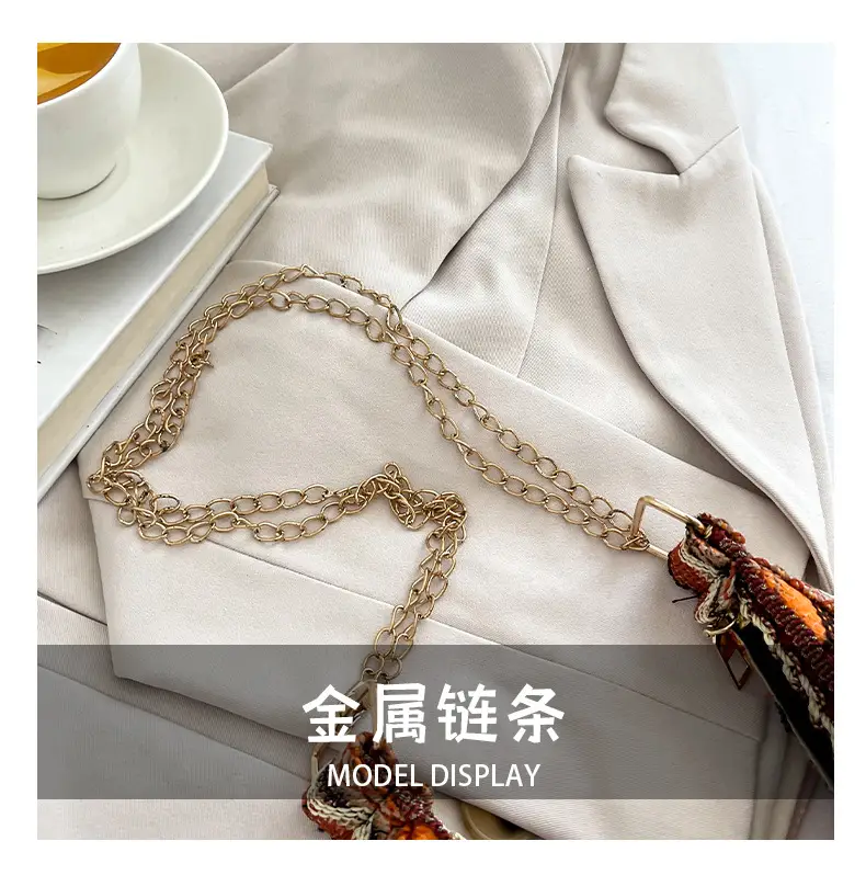 Embroidered Ethnic Style Tassel Bag for Women 2026 New Woven Shoulder Crossbody Bag Fashionable Holiday Style Underarm Bag — feature 5