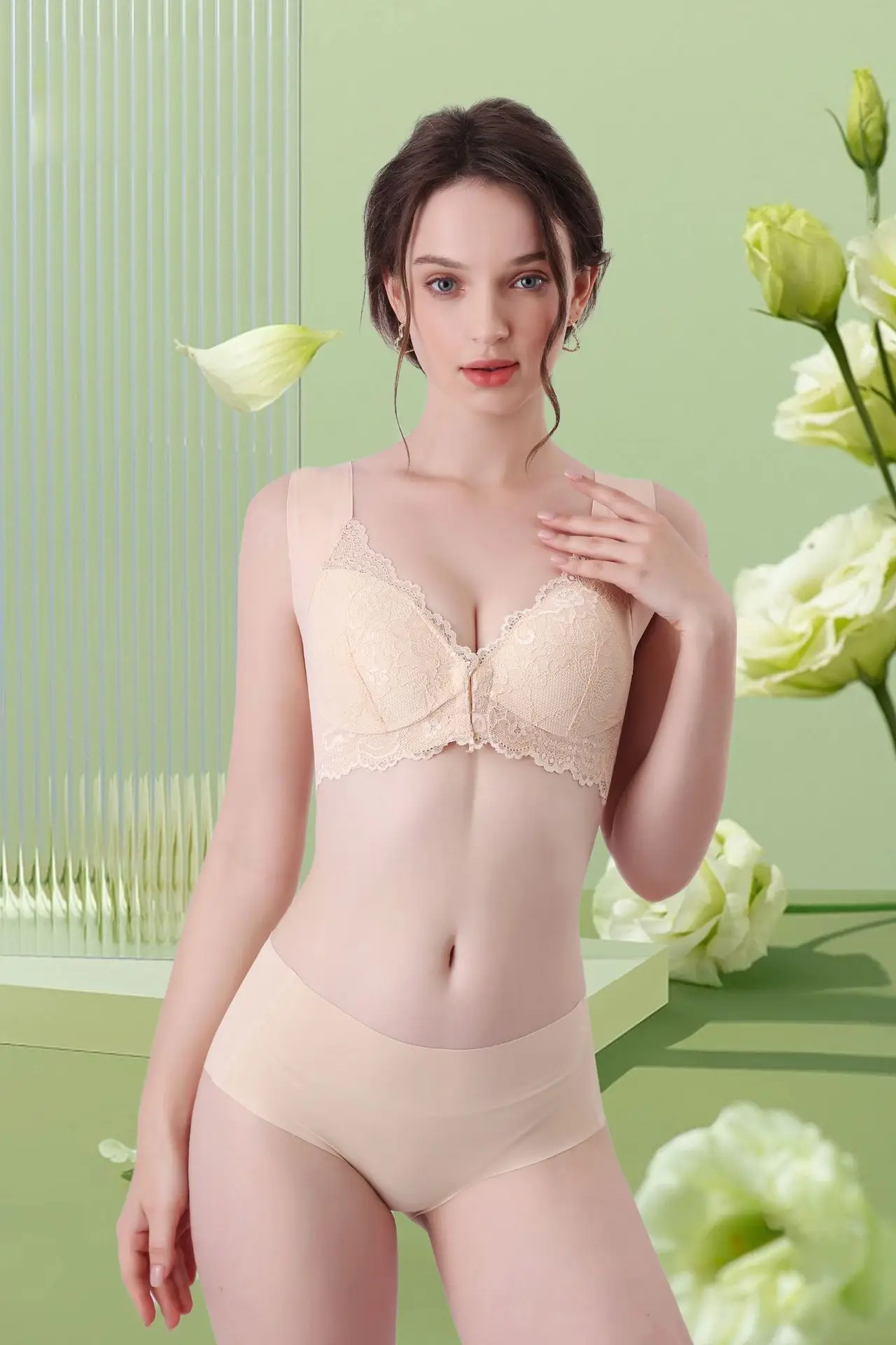 Black Lace Bra Large Chest Small Comfortable Breathable — feature 10
