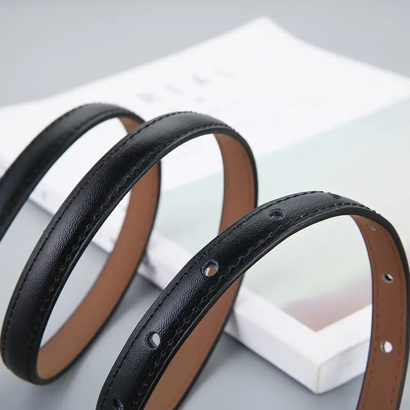 Women's Brown Leather Belt with Silver GG Logo - Image 15