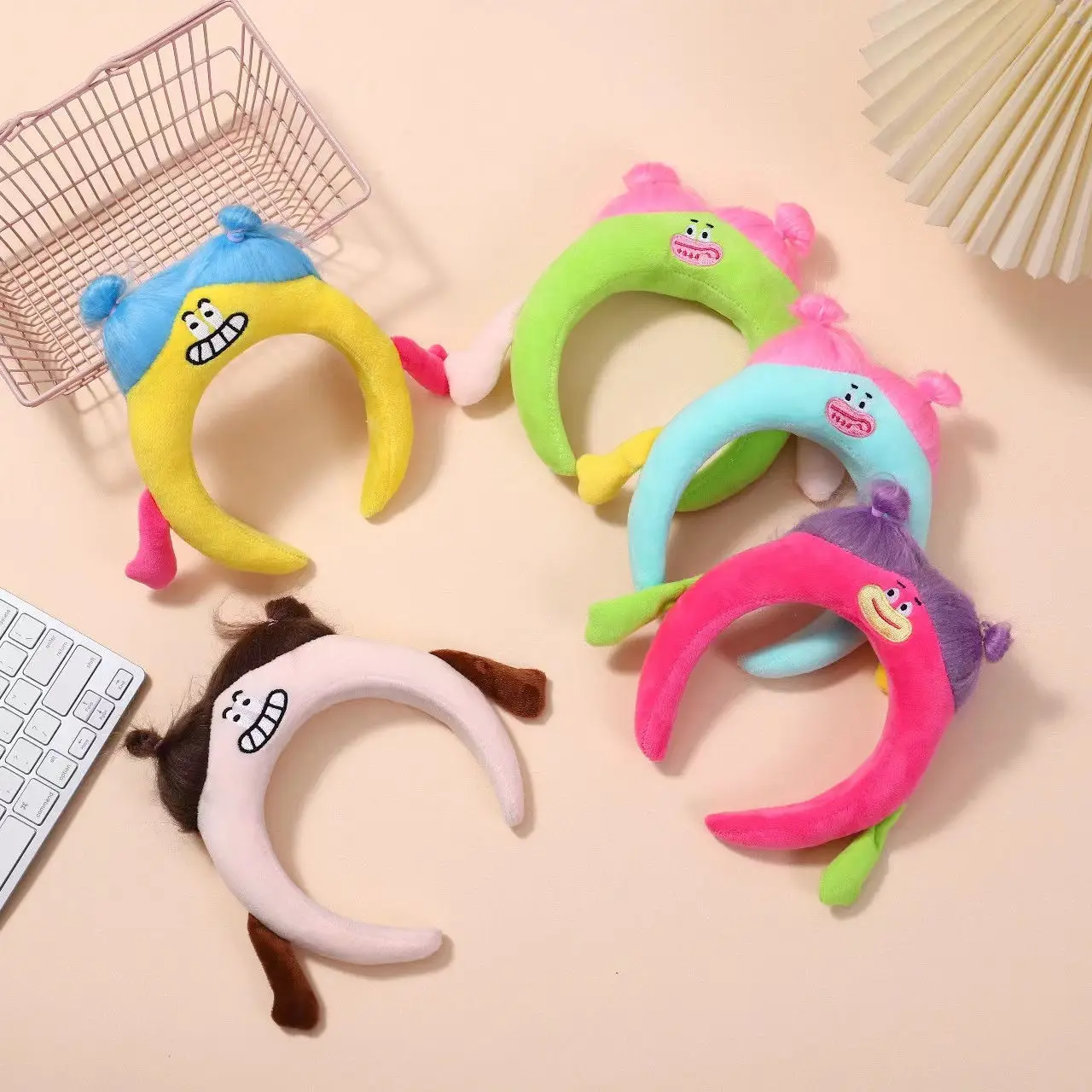 2023 Cute Cartoon Headband for Face Wash & Hair Accessories — feature 2