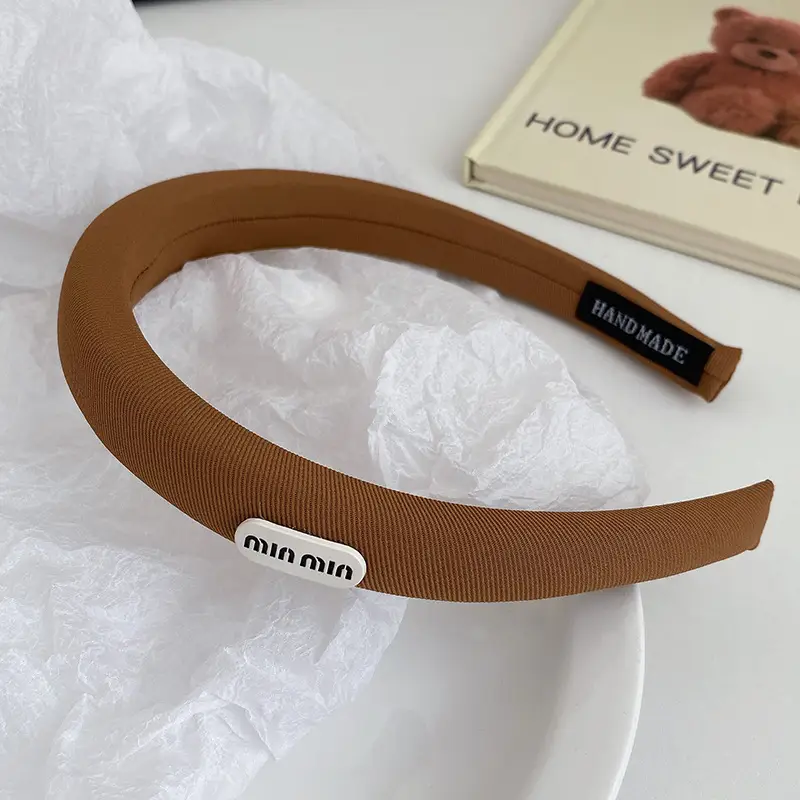 White Silicone Minimo Headband for Men Winter - Image 3