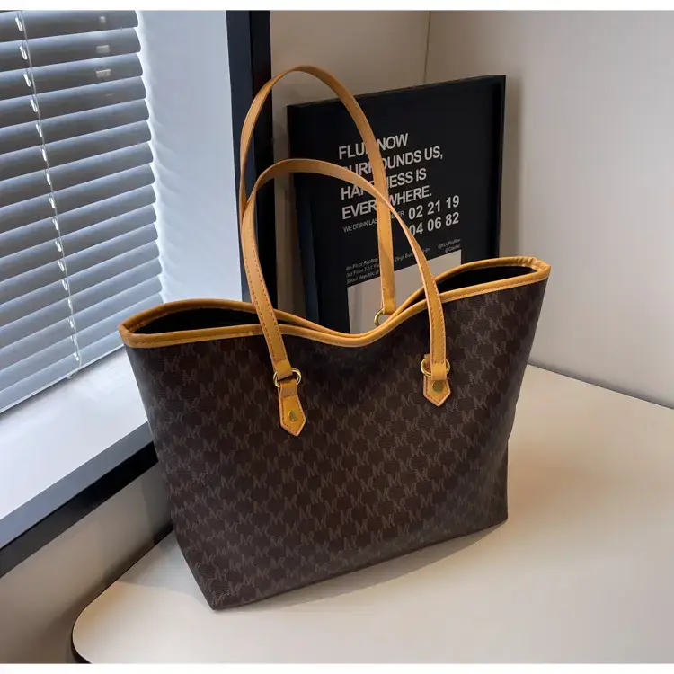 Women's Brown Plaid Tote Bag Large Capacity Shoulder Commute — feature 17