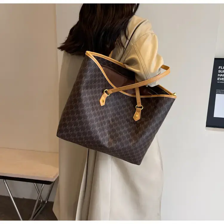 Women's Brown Plaid Tote Bag Large Capacity Shoulder Commute — feature 32