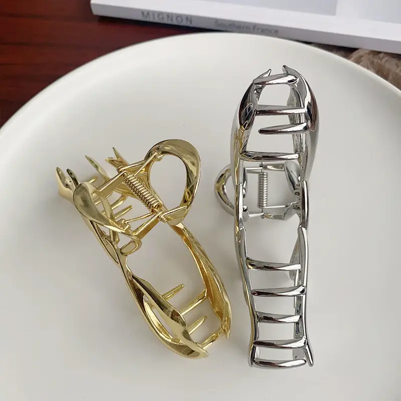 High-end Silver Shark Clip for Women 2023 - Image 8