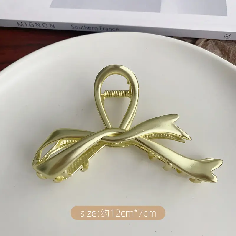 High-end Silver Shark Clip for Women 2023 - Image 3