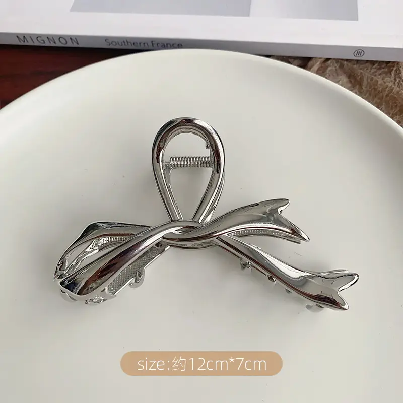 High-end Silver Shark Clip for Women 2023 - Image 4