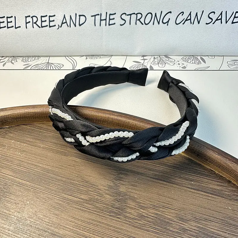 Chanel Style Twist Braid Pearl Headband for Women — feature 9