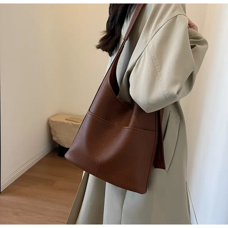 Women Large Capacity Shoulder Bag Brown Leather Winter Autumn — feature 10