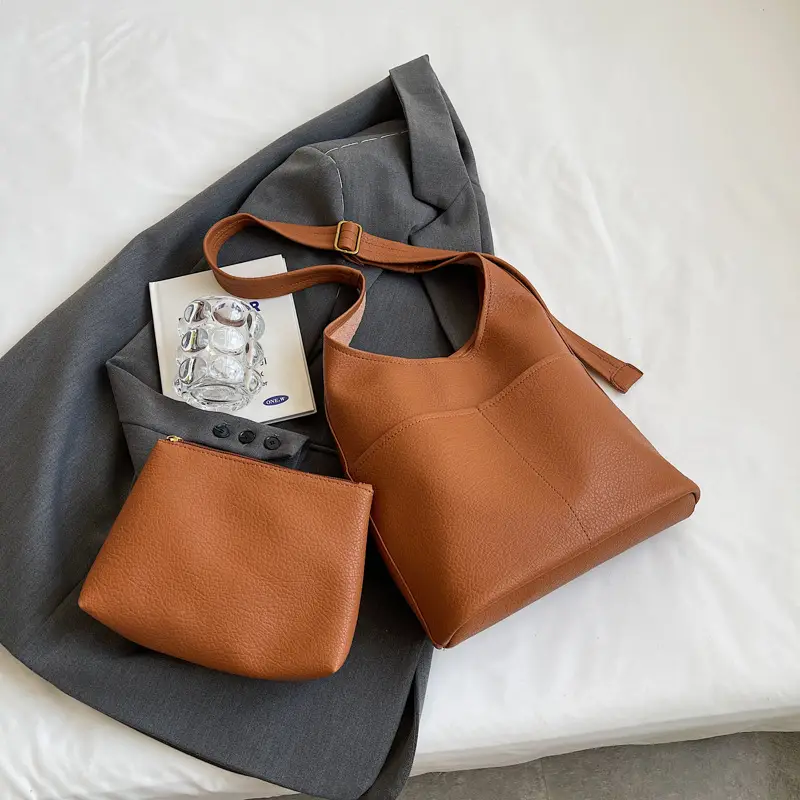 Women Large Capacity Shoulder Bag Brown Leather Winter Autumn - Image 4