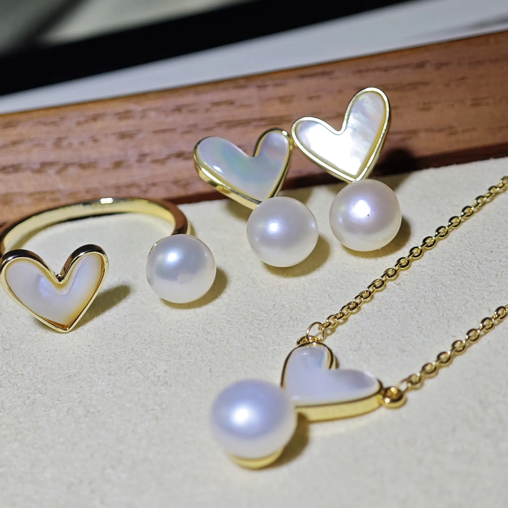 925 Silver Heart Necklace Set with Pearl Drop — feature 30