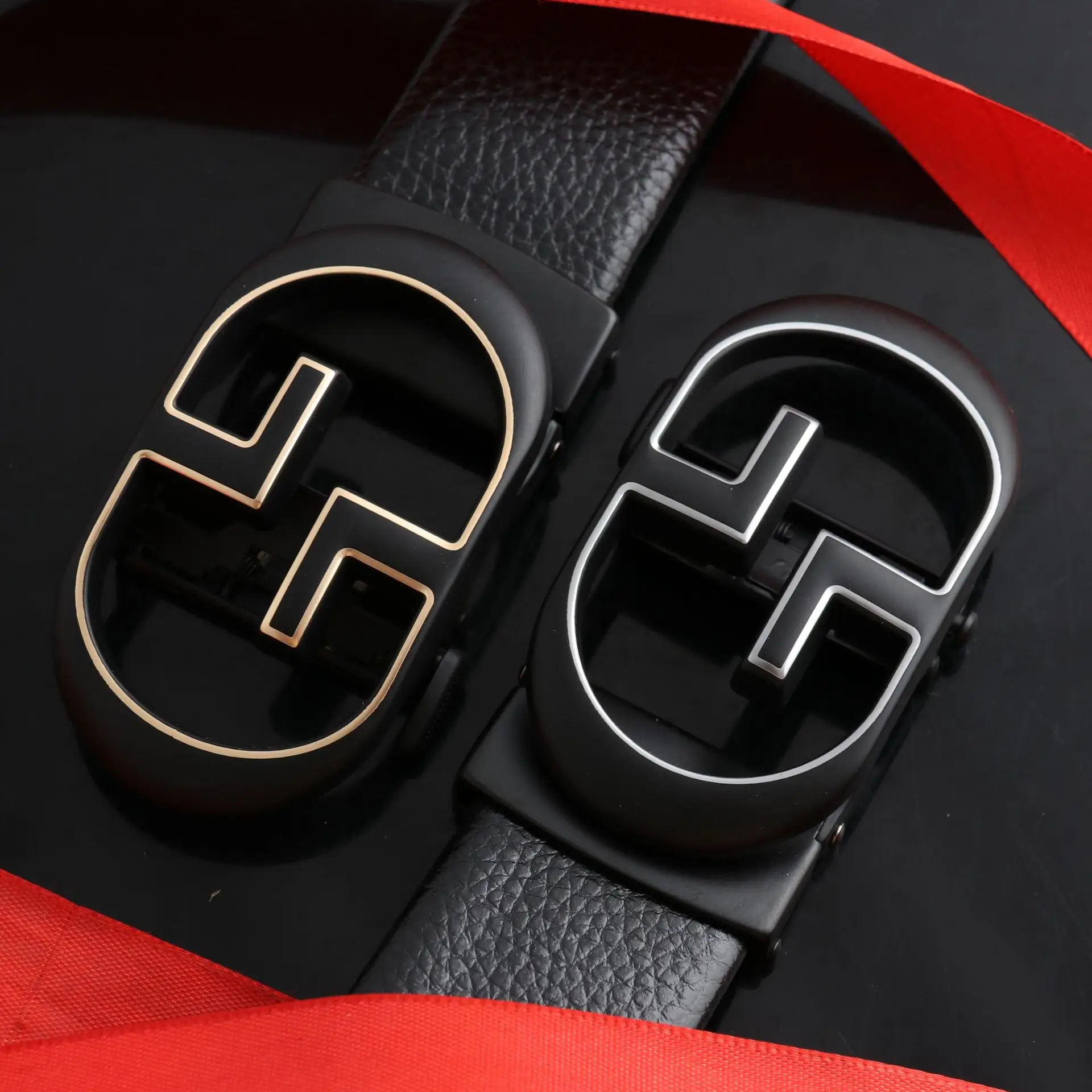 Hongsheng Men's Black Leather Belt with Automatic Buckle - Image 5