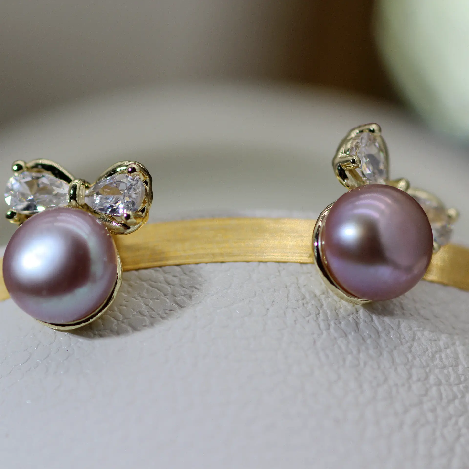 S925 Pearl Bow Earrings for Women — feature 10