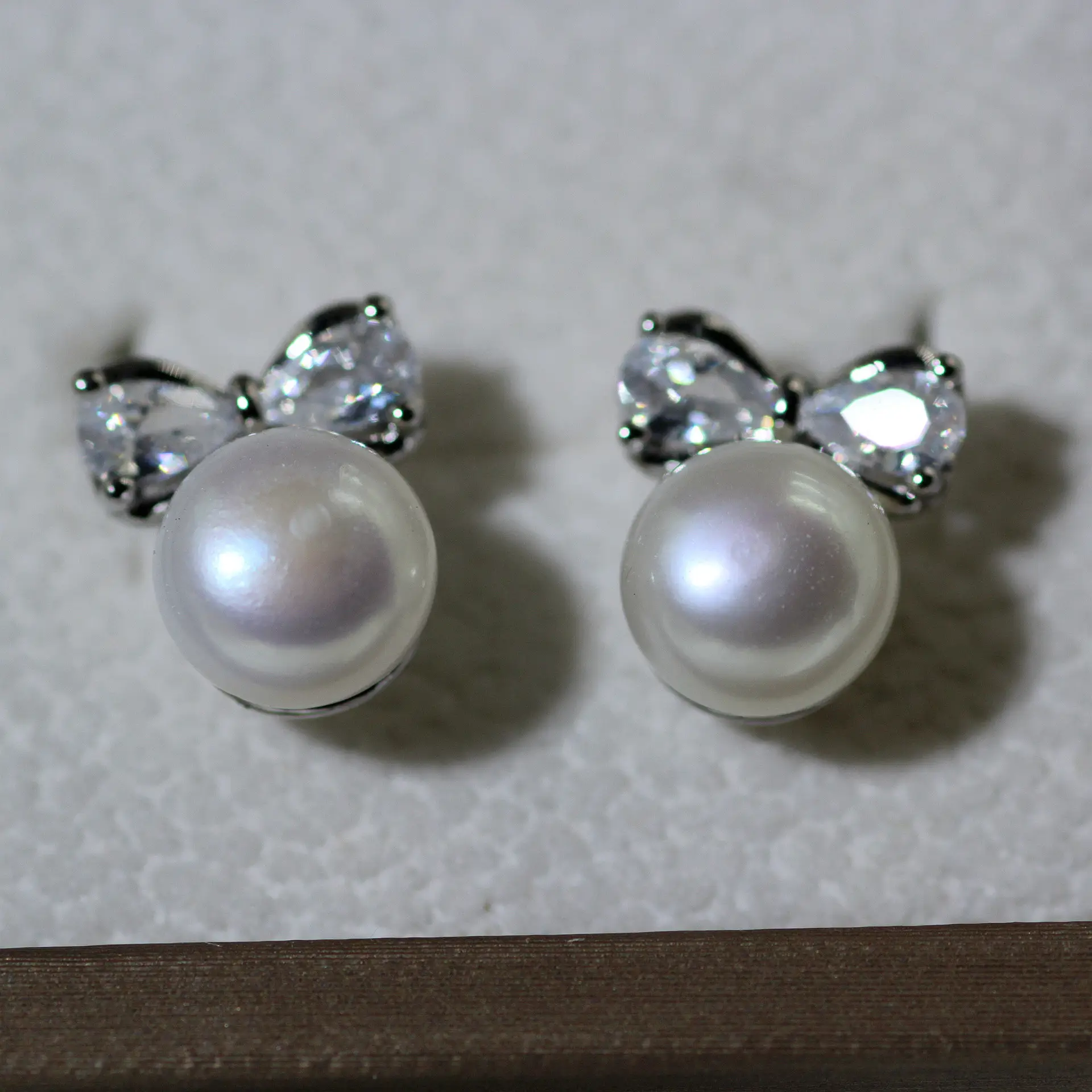 S925 Pearl Bow Earrings for Women — feature 19