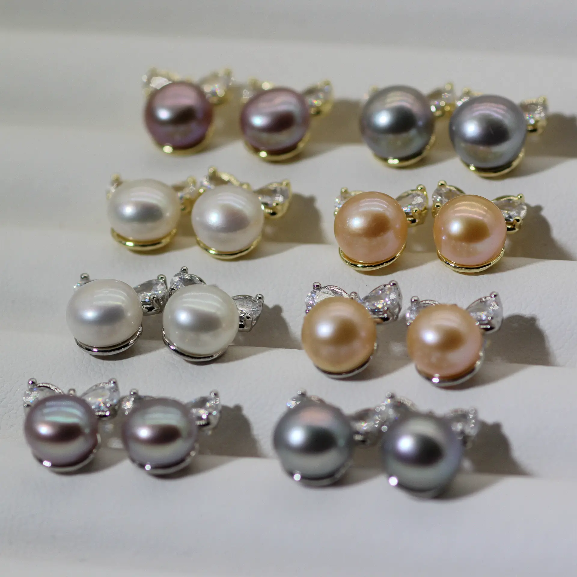 S925 Pearl Bow Earrings for Women — feature 2