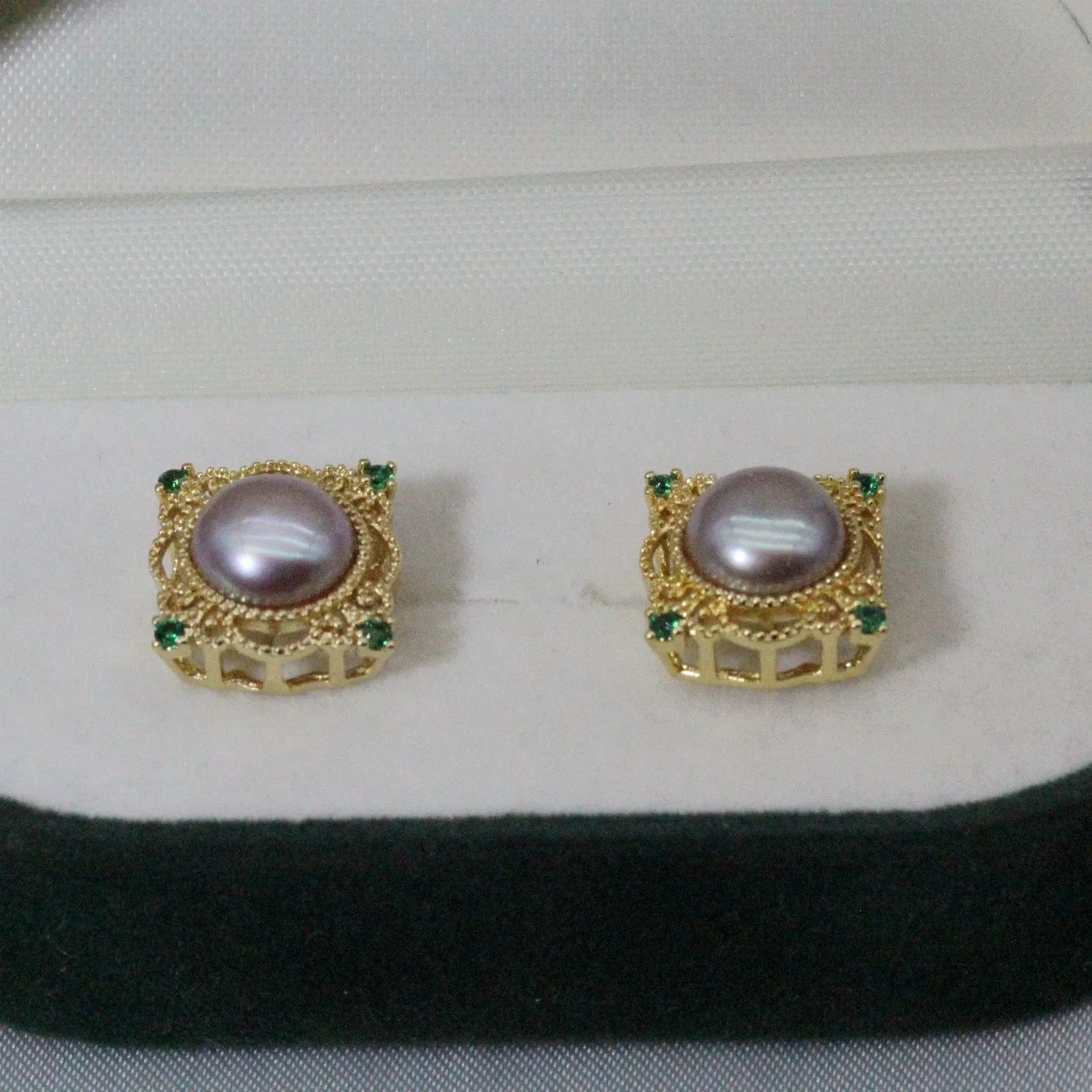 S925 Silver Pearl Green Star Earrings — feature 7