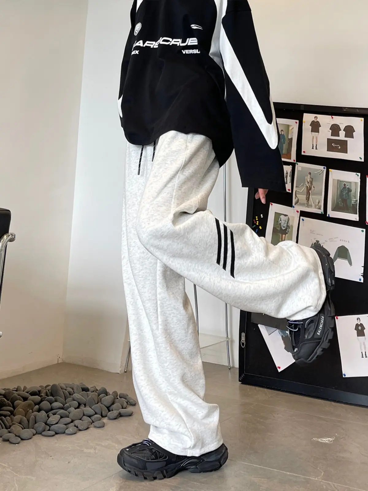 Men's American High Street Gray Sweatpants Wide Leg Casual - Image 5