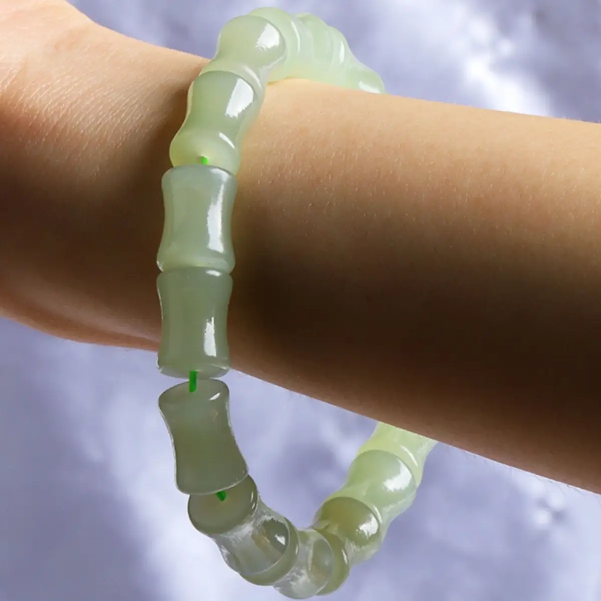 Sunny Water Green Jade Scattered Beads Bracelet - Image 12