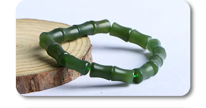 Sunny Water Green Jade Scattered Beads Bracelet — feature 19