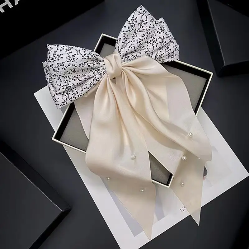 Black Retro Bow Hairpin for Women - Image 6