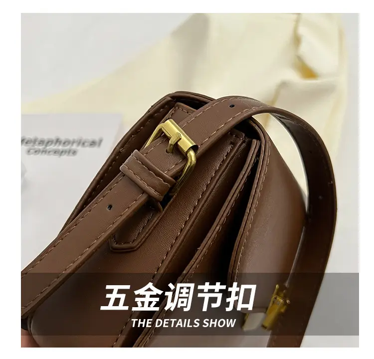 Women's Brown Leather Shoulder Bag with Gold Clasp — feature 4