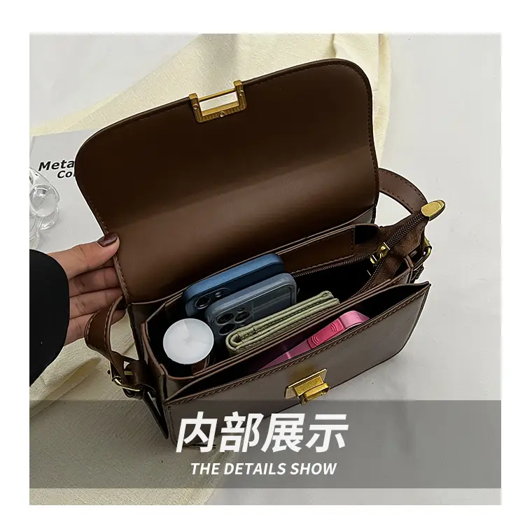 Women's Brown Leather Shoulder Bag with Gold Clasp — feature 6
