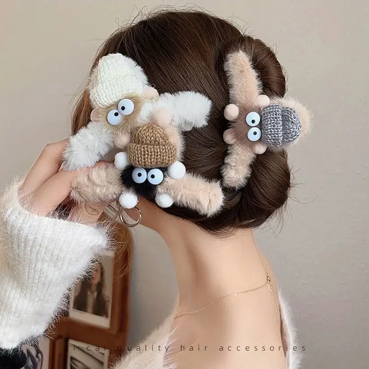 Cute Plush Fur Clip Hair Ball for Women - Image 5