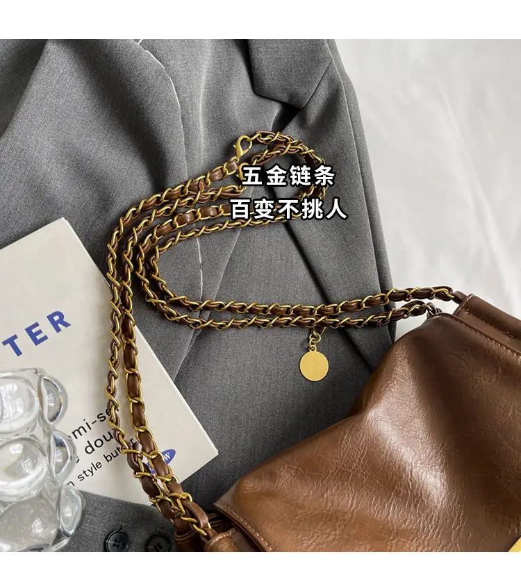Black Leather Chain Shoulder Bag for Women — feature 3