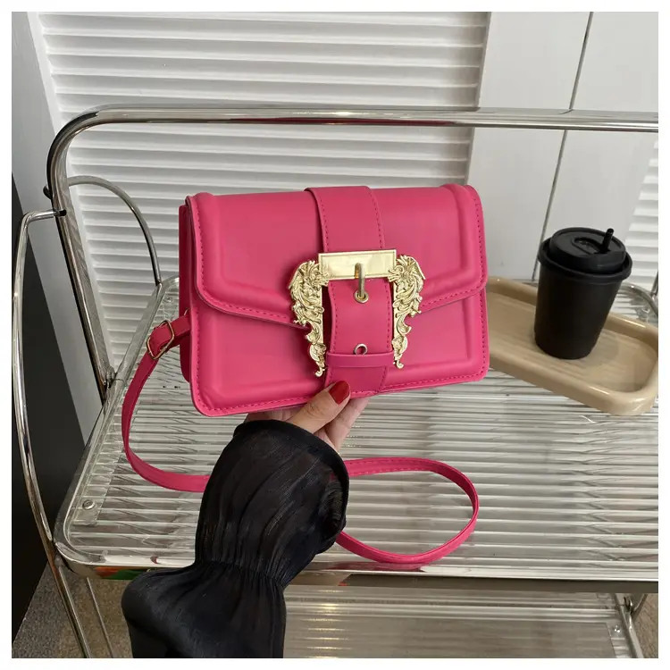 White Fashion Lock Square Shoulder Bag Women 2023 — feature 14