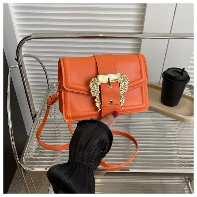 White Fashion Lock Square Shoulder Bag Women 2023 — feature 18