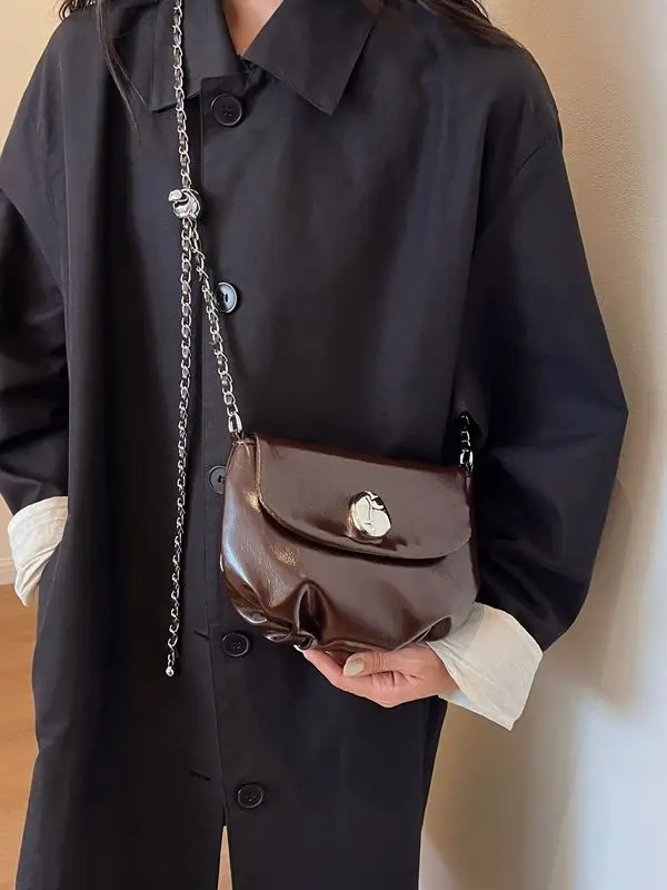 Women's Retro Chain Shoulder Messenger Bag Brown Leather