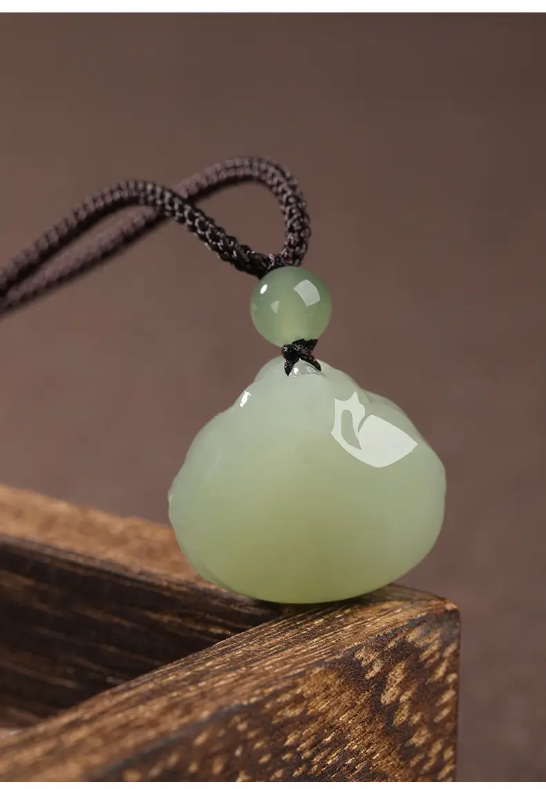 Afghan Jade Buddha Necklace Sunny Water Light — feature 7