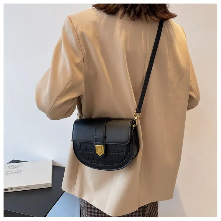Brown Leather Crossbody Bag for Women 2026 — feature 18