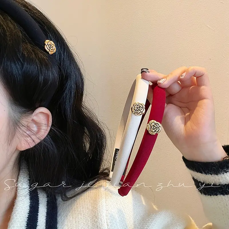 Retro Camellia Hairpin with Skull Top Design for Women - Image 6