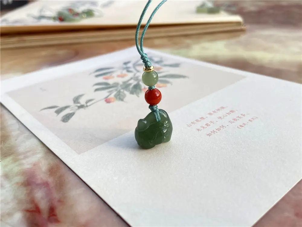 Green Jade Claw Pendant with Red Beads for Women — feature 5