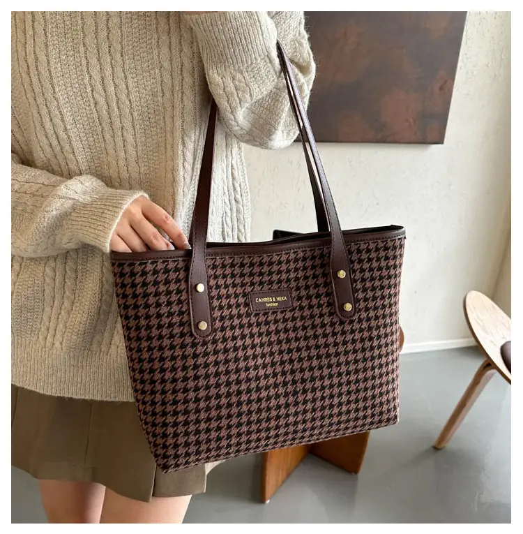 Retro Houndstooth Shoulder Tote Bag 2023 — feature 7