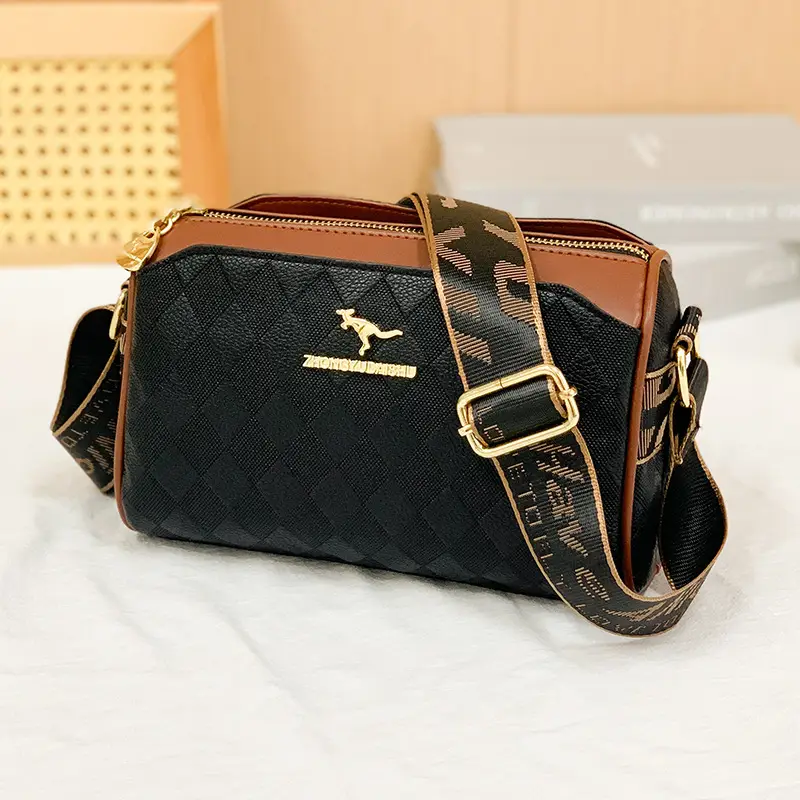 2023 New Style Black Quilted Shoulder Crossbody Bag - Image 5