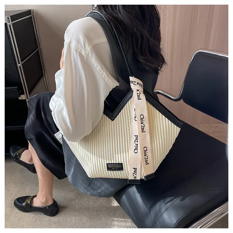 Women's New Spring Summer Shoulder Bag Large Capacity Fashion Tote — feature 22