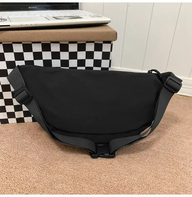 Men White Crossbody Bag 2023 Large Capacity Sports Riding Waist Bag — feature 30