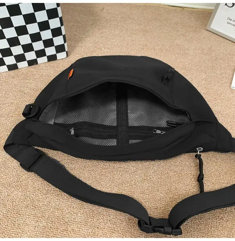 Men White Crossbody Bag 2023 Large Capacity Sports Riding Waist Bag — feature 31
