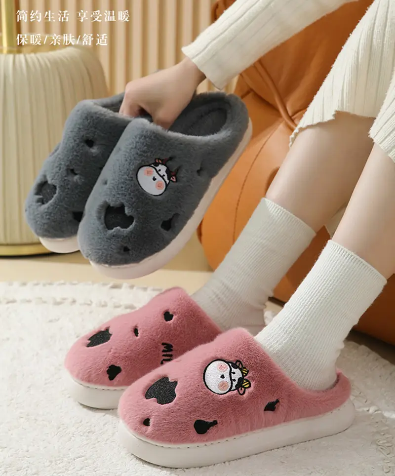 Winter home indoor cotton slippers men's and women's home closed toe fleece-lined thick bottom non-slip thermal plush slippers wholesale