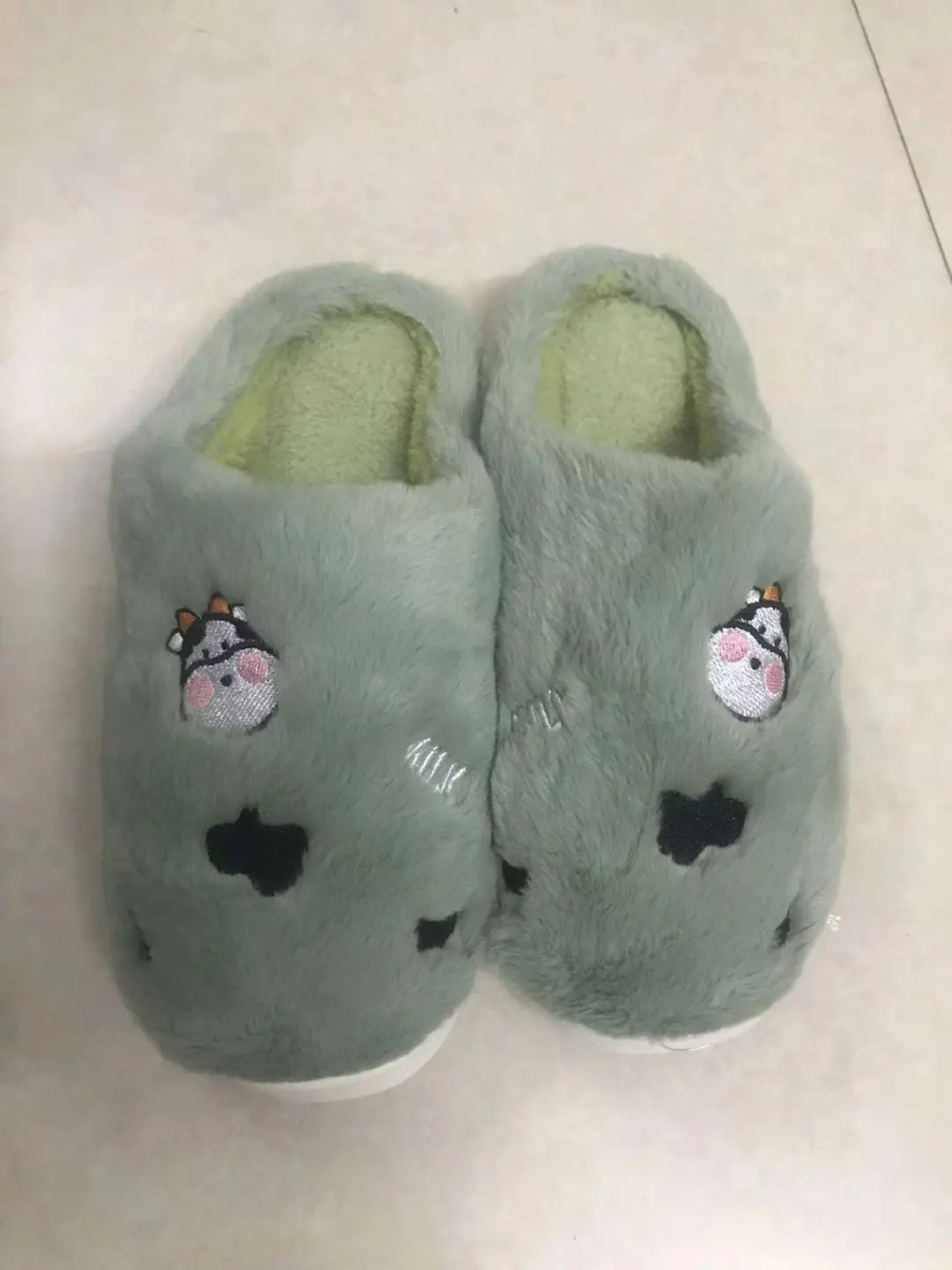 Winter home indoor cotton slippers men's and women's home closed toe fleece-lined thick bottom non-slip thermal plush slippers wholesale