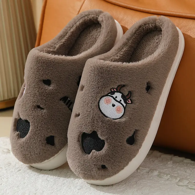 Winter home indoor cotton slippers men's and women's home closed toe fleece-lined thick bottom non-slip thermal plush slippers wholesale