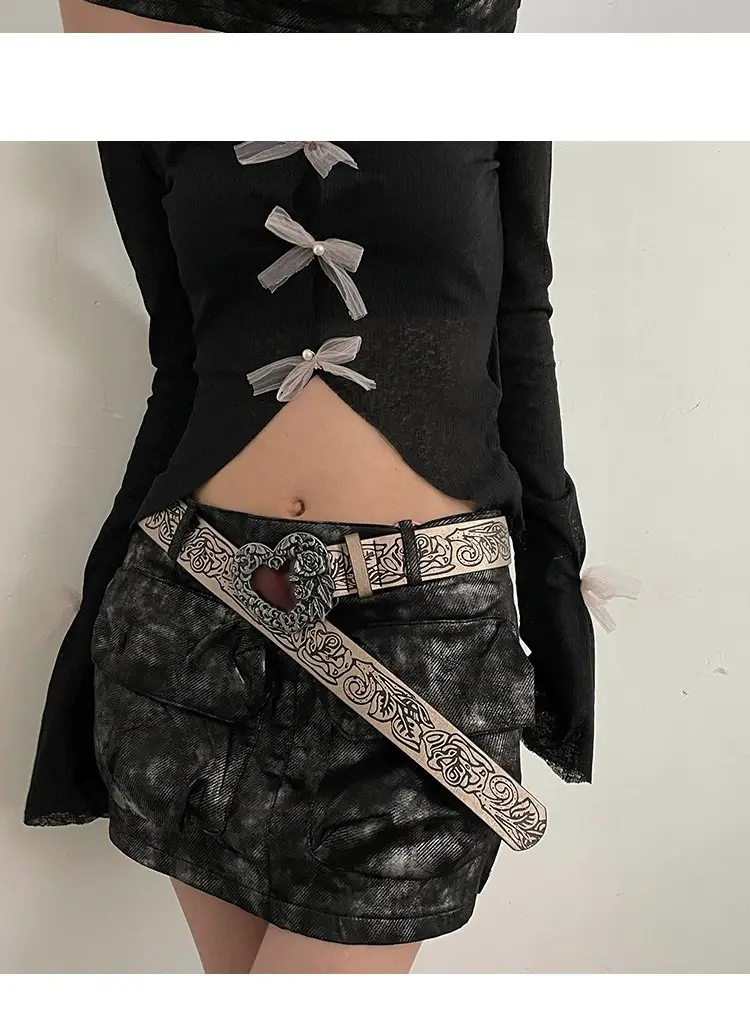 Women Black Velvet Belt with Embroidered Detail β feature 8