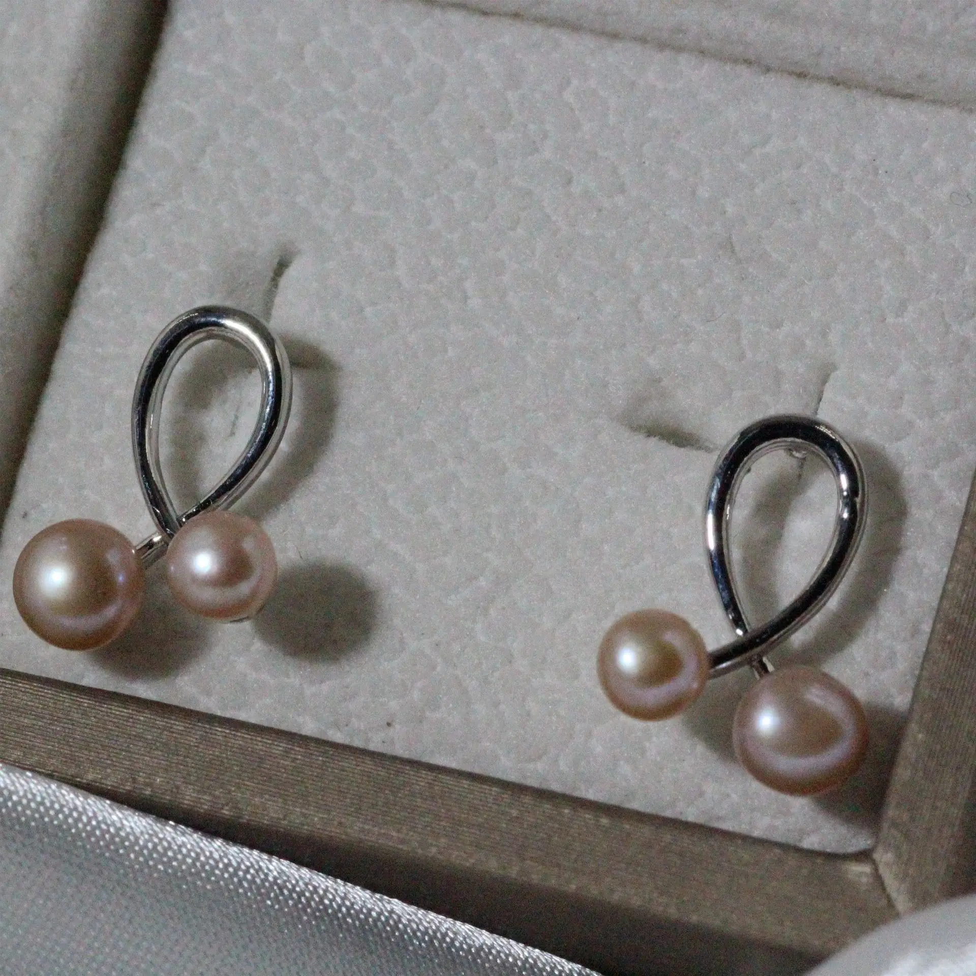 S925 Silver Pearl Earrings Light Board Size — feature 10